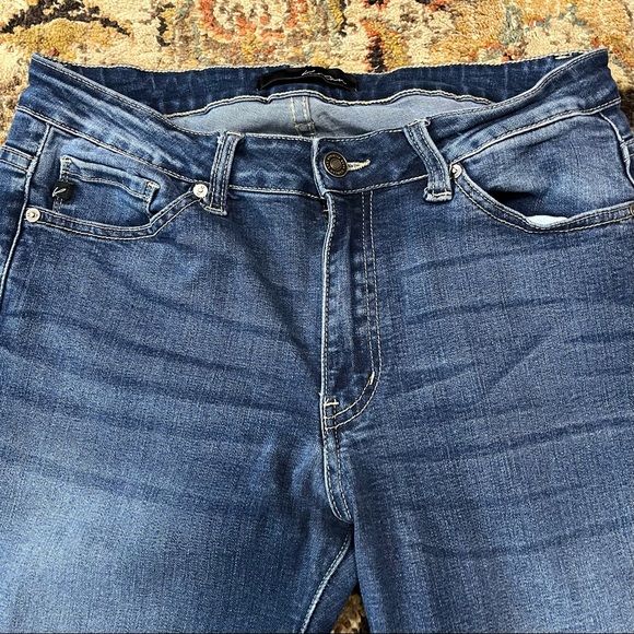 Stretch, skinny, high waisted Kancan. No distressing. - Picture 4 of 4